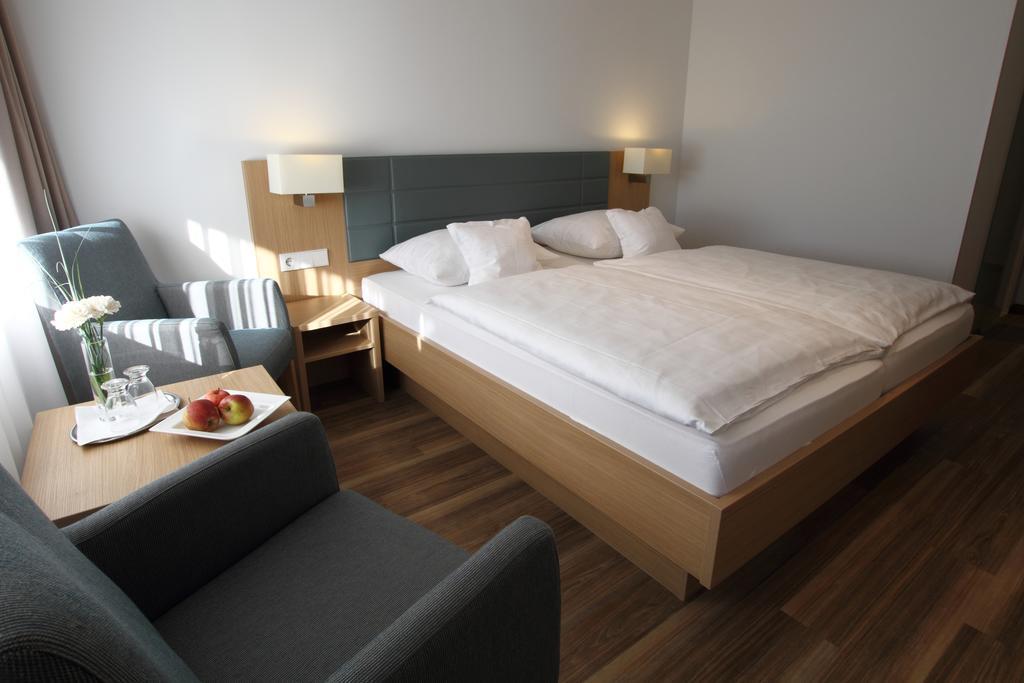 Hotel Seepark Garni اوبرلنغن المظهر الخارجي الصورة