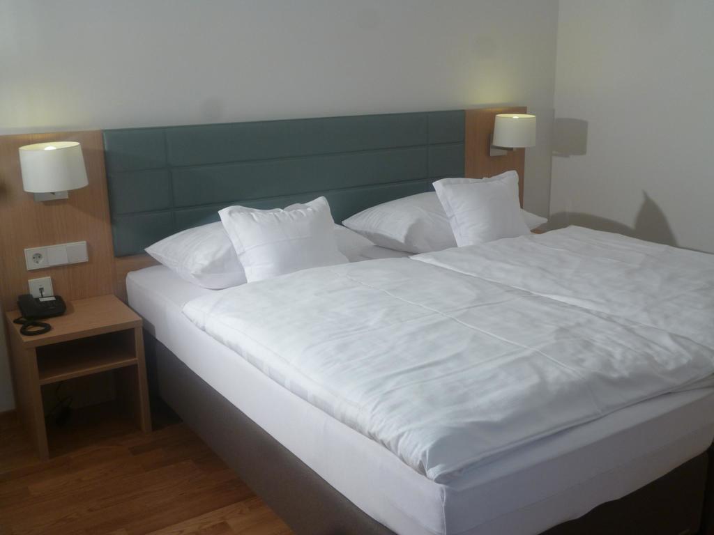 Hotel Seepark Garni اوبرلنغن الغرفة الصورة